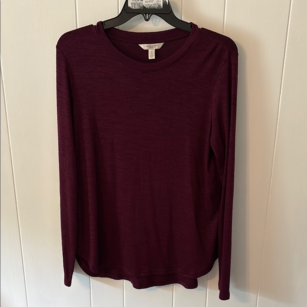Banana Republic Red Fitted Long Sleeve Tee
